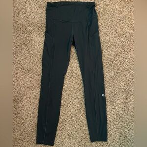 Lululemon grey Align 7/8 leggings - Size 4 - LIKE NEW